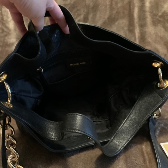 ****SOLD****MICHAEL KORS STUDDED BLACK HANDBAG - Picture 4 of 4